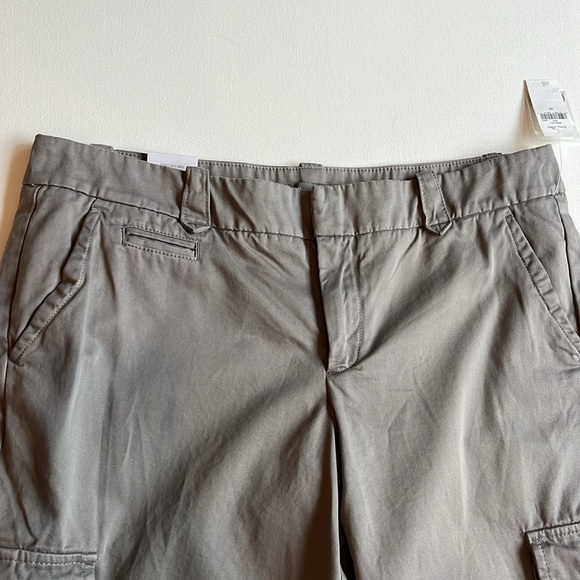 Gap Cotton Sateen Cropped Cargo Pants-Gray-NWT- Size 10 - Picture 3 of 8